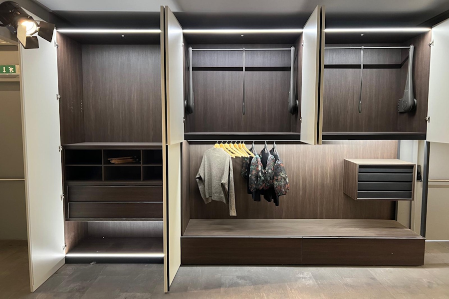 Outlet armadi e componenti - Pronta Consegna - Composit