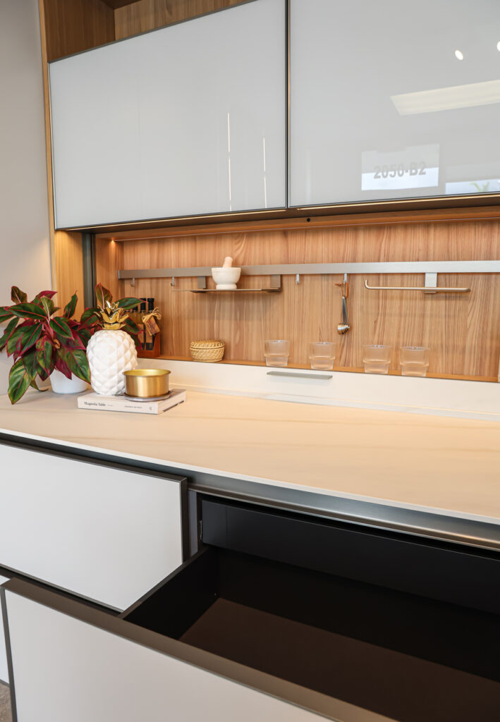 Fort Lauderdale - Flagship Store - Composit